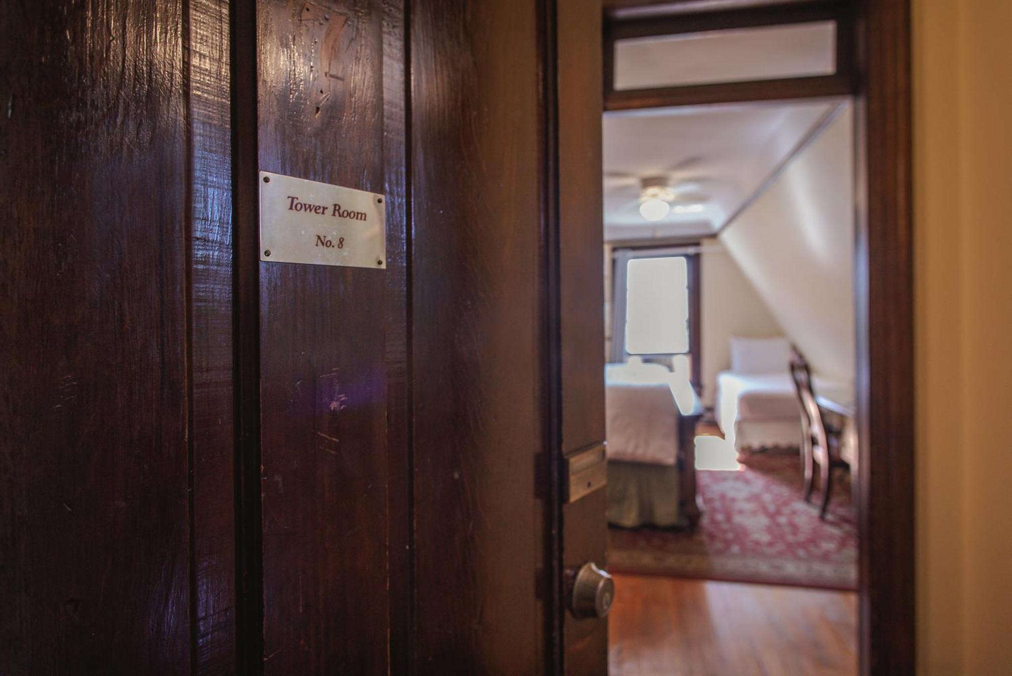 Cedar Crest Inn Asheville Exterior photo