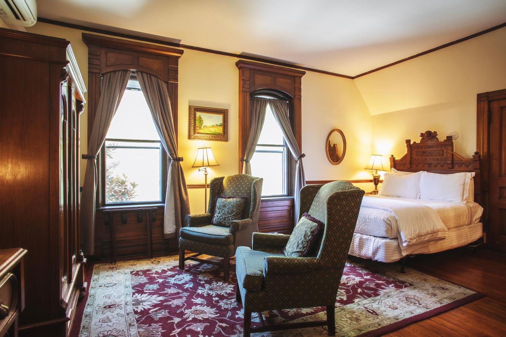 Cedar Crest Inn Asheville Exterior photo